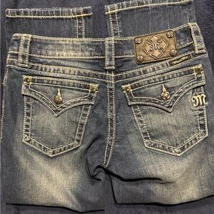 Miss Me Cropped Jeans 28 Medium Wash Mid Rise Distressed Capris Denim